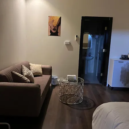 استديو انيق بموقع مميز Apartment Riyadh Exterior photo