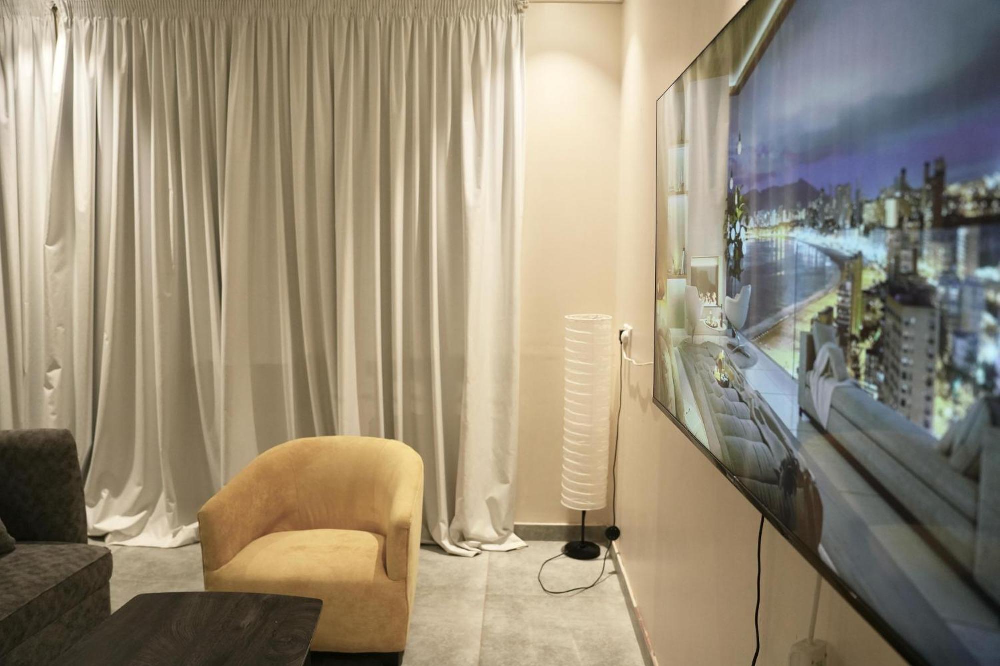 Apartment استديو انيق بموقع مميز *